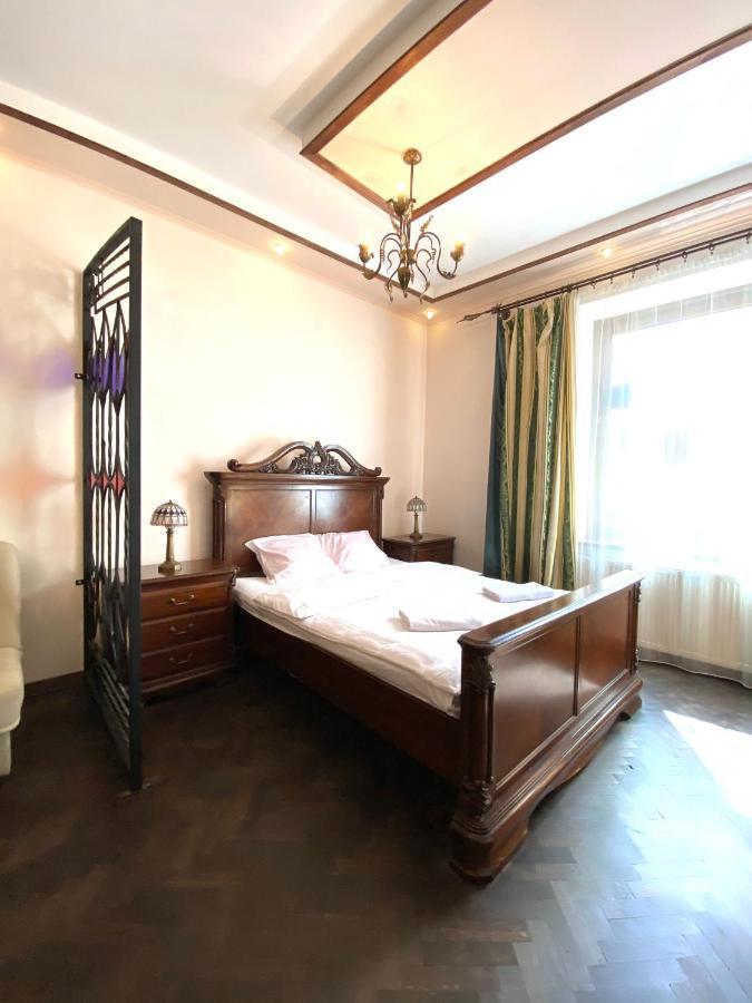 Квартира На Вулиці Лесі Українки 19 Lviv Exterior photo